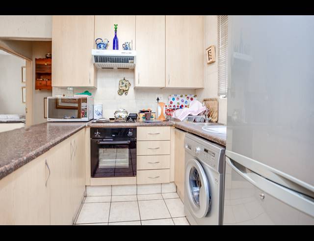 1 BEDROOM APARTMENT FOR SALE IN LONEHILL